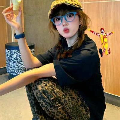 香车美人